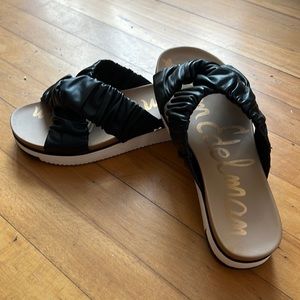 Like new Sam Edelman Black Leather slides. Sz 8